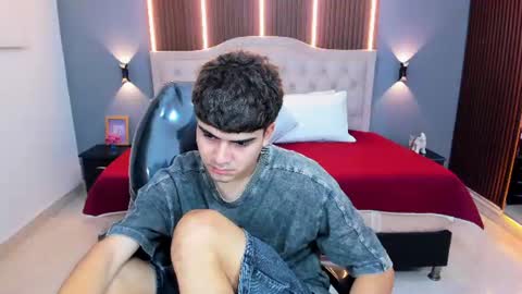 Snapshot of tommy18__ chatting on June 2026 03:55:01 AM Tommy online show from June 2026 03:55:01 AM
