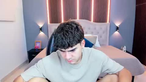 Snapshot of tommy18__ chatting on June 2026 03:20:02 AM Tommy online show from June 2026 03:20:02 AM