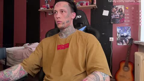 Snapshot of tommy__gun_ chatting on December 2024 09:43:02 AM Tommy and Katana online show from December 2024 09:43:02 AM