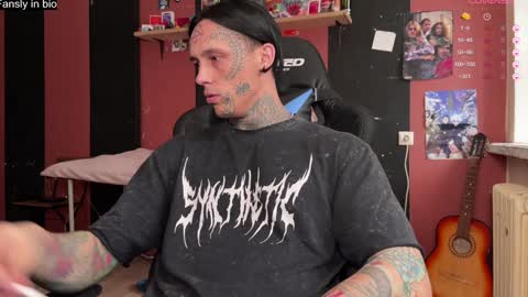 Snapshot of tommy__gun_ chatting on December 2024 12:05:02 PM Tommy and Katana online show from December 2024 12:05:02 PM