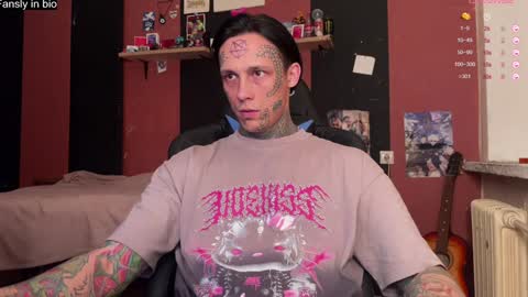 Snapshot of tommy__gun_ chatting on January 2025 06:35:01 PM Tommy and Katana online show from January 2025 06:35:01 PM