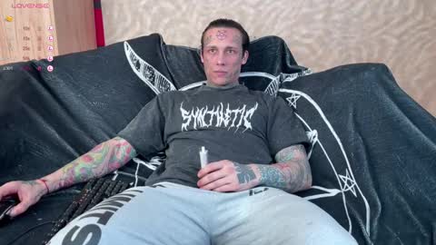 Snapshot of tommy__gun_ chatting on February 2025 10:12:01 AM Tommy and Katana online show from February 2025 10:12:01 AM