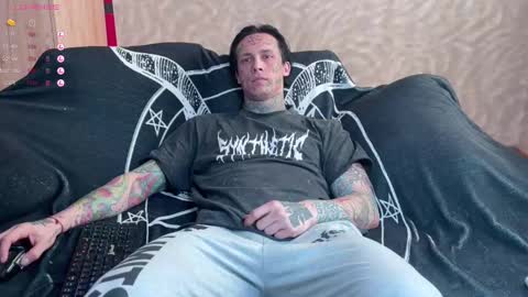 Snapshot of tommy__gun_ chatting on February 2025 05:23:01 AM Tommy and Katana online show from February 2025 05:23:01 AM