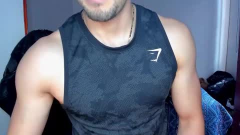 Twitter BreddTommy IG tommy bredd online show from November 2025 07:14:01 PM