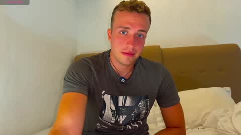 Snapshot of tommy_cumfinger chatting on January 2025 03:15:01 AM Tommy online show from January 2025 03:15:01 AM