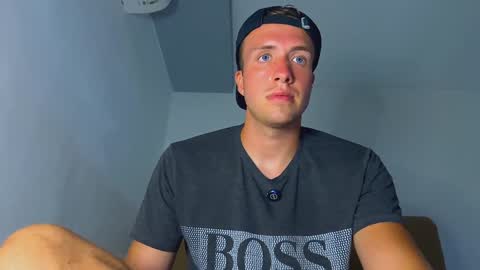 Snapshot of tommy_cumfinger chatting on January 2025 07:39:02 AM Tommy online show from January 2025 07:39:02 AM