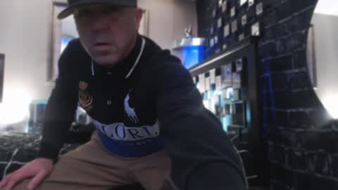 Tommy online show from November 2025 06:19:01 AM