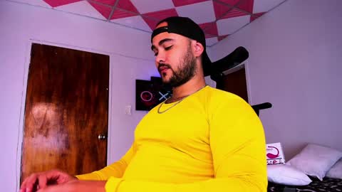 tommy_sccott online show from December 2024 02:56:02 AM