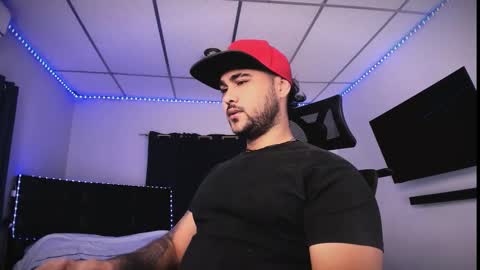 tommy_sccott online show from February 2026 09:29:02 PM