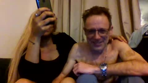 tommyandtomara online show from April 2026 07:58:02 PM