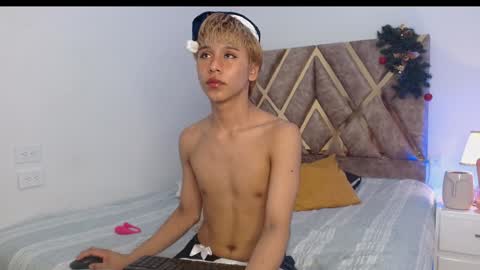 Tommy Foxboy online show from December 2024 05:23:02 PM