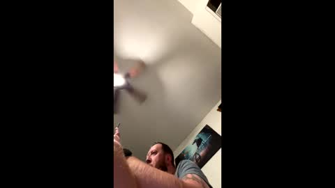 Snapshot of tommygunz62 chatting on September 2025 06:48:01 AM tommygunz62 online show from September 2025 06:48:01 AM