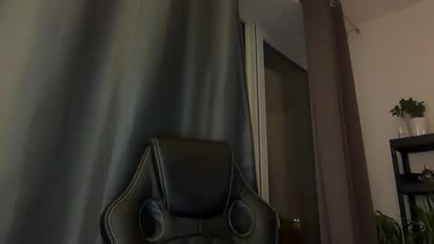 Thomas Fit online show from November 2025 10:53:02 PM