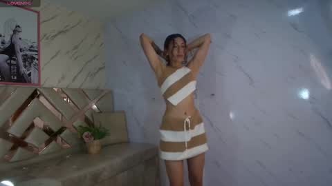 leyla  online show from February 2025 03:40:01 AM