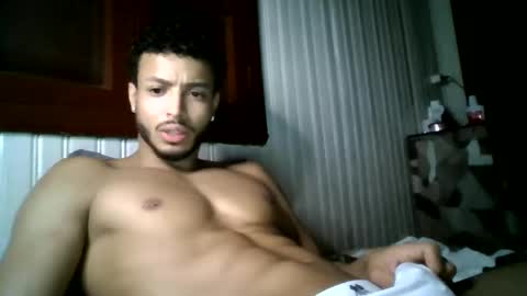 Snapshot of tomtresor chatting on November 2025 04:45:02 AM tomtresor online show from November 2025 04:45:02 AM