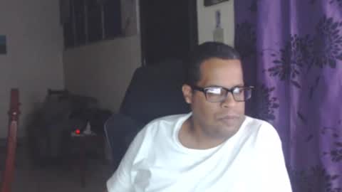 Snapshot of toni2814 chatting on February 2025 02:33:01 AM Antonio online show from February 2025 02:33:01 AM