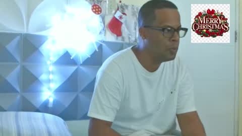 Snapshot of toni2814 chatting on December 2025 02:22:01 PM Antonio online show from December 2025 02:22:01 PM