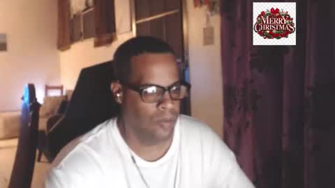 Snapshot of toni2814 chatting on December 2025 03:02:01 AM Antonio online show from December 2025 03:02:01 AM