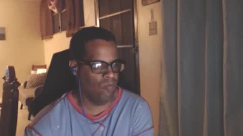 Snapshot of toni2814 chatting on January 2026 02:17:02 AM Antonio online show from January 2026 02:17:02 AM