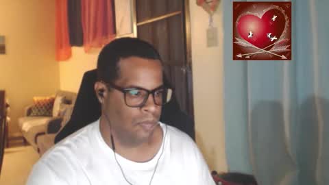 Snapshot of toni2814 chatting on February 2026 02:52:02 AM Antonio online show from February 2026 02:52:02 AM