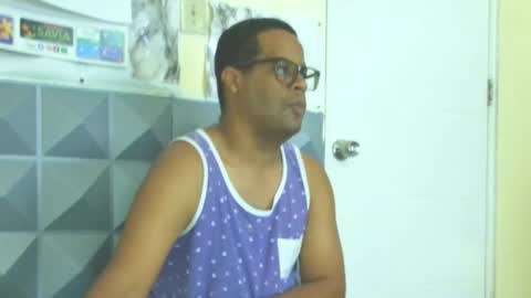 Snapshot of toni2814 chatting on February 2026 02:13:01 PM Antonio online show from February 2026 02:13:01 PM