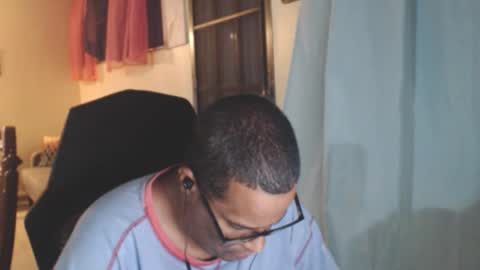 Antonio online show from March 2026 02:06:02 AM