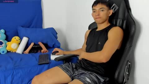 Tonny online show from May 2026 01:35:02 AM