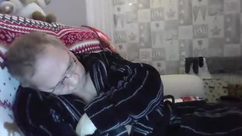 Snapshot of tony14712 chatting on December 2024 02:13:02 AM tony14712 online show from December 2024 02:13:02 AM