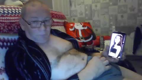 Snapshot of tony14712 chatting on December 2024 01:04:01 AM tony14712 online show from December 2024 01:04:01 AM