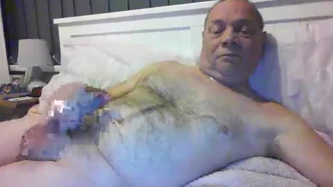 Snapshot of tony14712 chatting on December 2024 06:08:01 PM tony14712 online show from December 2024 06:08:01 PM