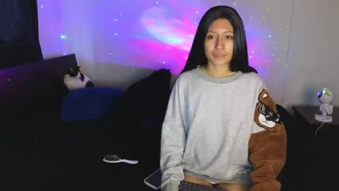 Snapshot of tony_and_sophia chatting on December 2024 11:02:01 AM Sophia Tony online show from December 2024 11:02:01 AM