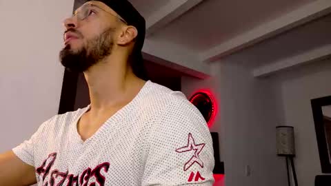 tony muscle1 online show from March 2026 11:04:02 AM