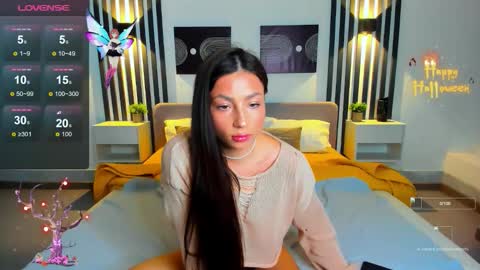 Tonya online show from November 2025 02:00:01 AM