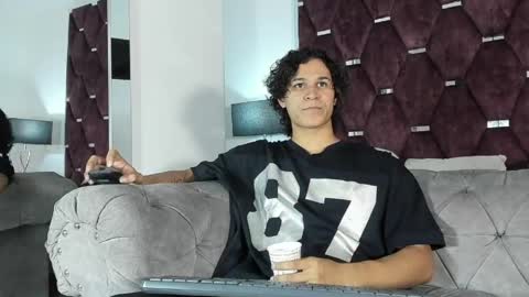 Tony Benedetti online show from April 2026 08:20:02 PM