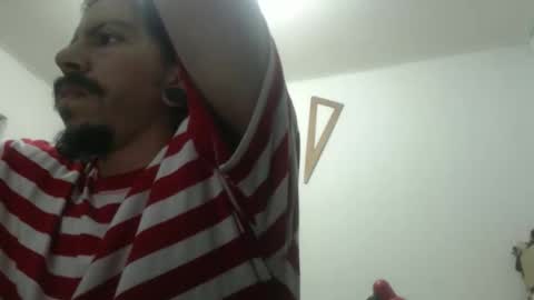 Snapshot of tonydalle chatting on November 2025 12:35:02 AM TonyDaven online show from November 2025 12:35:02 AM