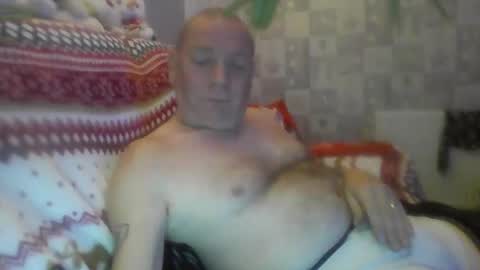 Snapshot of tonygibbson62 chatting on December 2024 12:15:02 AM tonygibbson62 online show from December 2024 12:15:02 AM