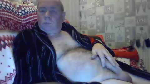Snapshot of tonygibbson62 chatting on December 2024 04:12:01 AM tonygibbson62 online show from December 2024 04:12:01 AM