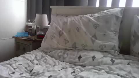 tonygibbson62 online show from April 2026 04:15:02 PM