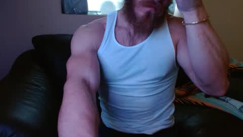 Snapshot of tonymontanna01 chatting on February 2025 05:58:02 PM travis online show from February 2025 05:58:02 PM