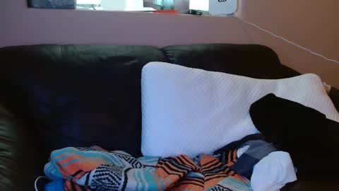 Snapshot of tonymontanna01 chatting on February 2025 12:08:02 AM travis online show from February 2025 12:08:02 AM