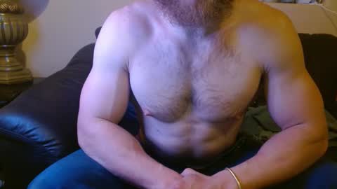 Snapshot of tonymontanna01 chatting on February 2025 06:36:02 AM travis online show from February 2025 06:36:02 AM