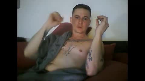 tonystrawberry online show from April 2026 02:33:01 AM