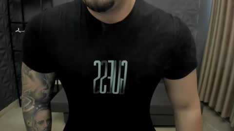 TonyWilcox online show from October 2025 07:31:01 AM