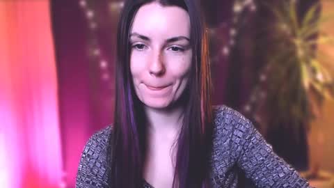 Snapshot of too_beautiful chatting on January 2025 08:27:01 PM Elizabeth online show from January 2025 08:27:01 PM