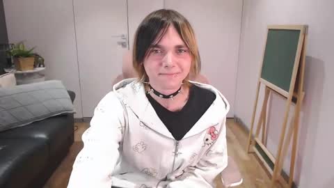 too_silly_ online show from May 2026 06:10:02 AM