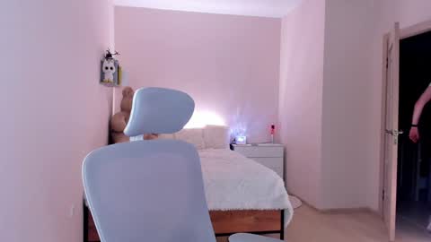 Snapshot of toohornyserj chatting on January 2025 04:26:01 AM toohornyserj online show from January 2025 04:26:01 AM