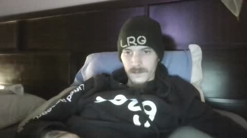 TooTall803 online show from December 2024 04:25:01 AM