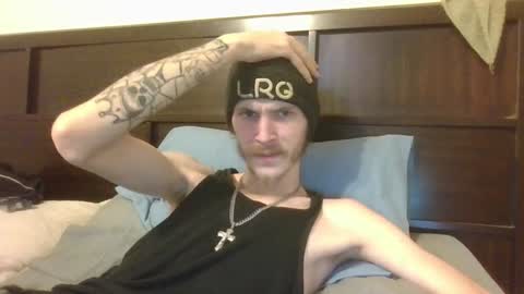 Snapshot of tootall803 chatting on January 2025 08:44:02 AM TooTall803 online show from January 2025 08:44:02 AM