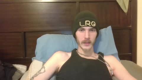 Snapshot of tootall803 chatting on January 2025 03:15:02 AM TooTall803 online show from January 2025 03:15:02 AM