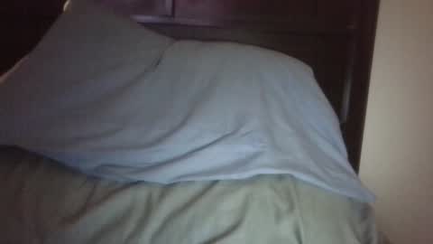 Snapshot of tootall803 chatting on January 2025 09:33:02 AM TooTall803 online show from January 2025 09:33:02 AM